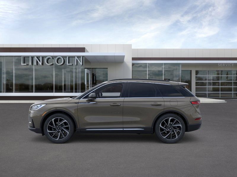 New 2026 Lincoln Corsair Reserve image 3