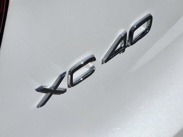 New 2026 Volvo XC40 B5 Ultra w/ Climate Package AWD/4WD image 16