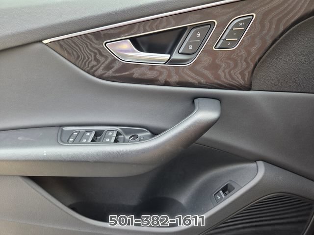 Used 2021 Audi Q8 Premium Plus w/ Premium Plus Package AWD/4WD image 28
