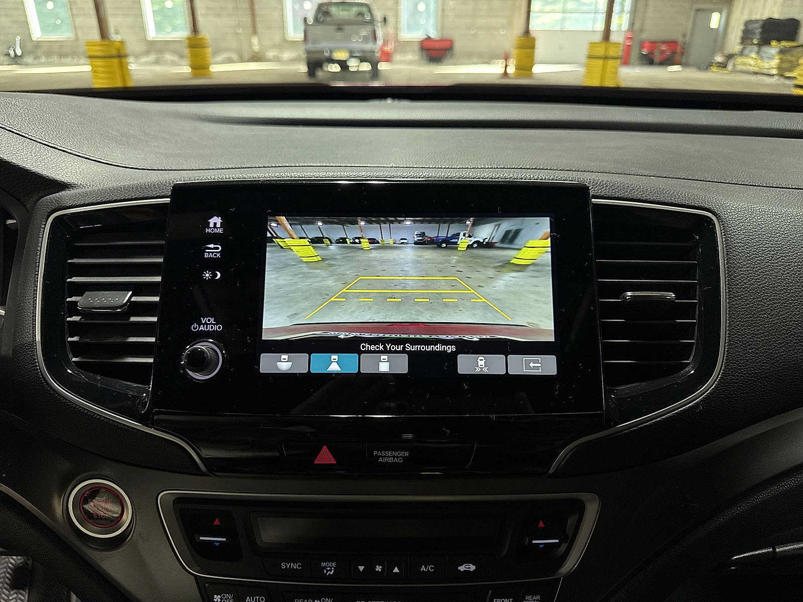 Used 2024 Honda Passport EX-L image 25