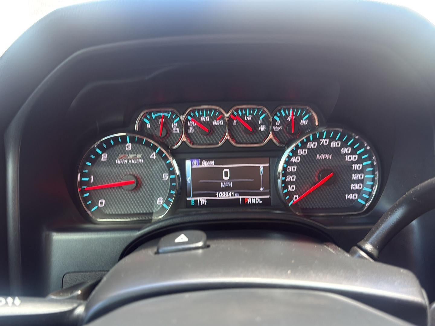 Used 2018 Chevrolet Silverado 1500 LT w/ Texas Edition AWD/4WD image 15