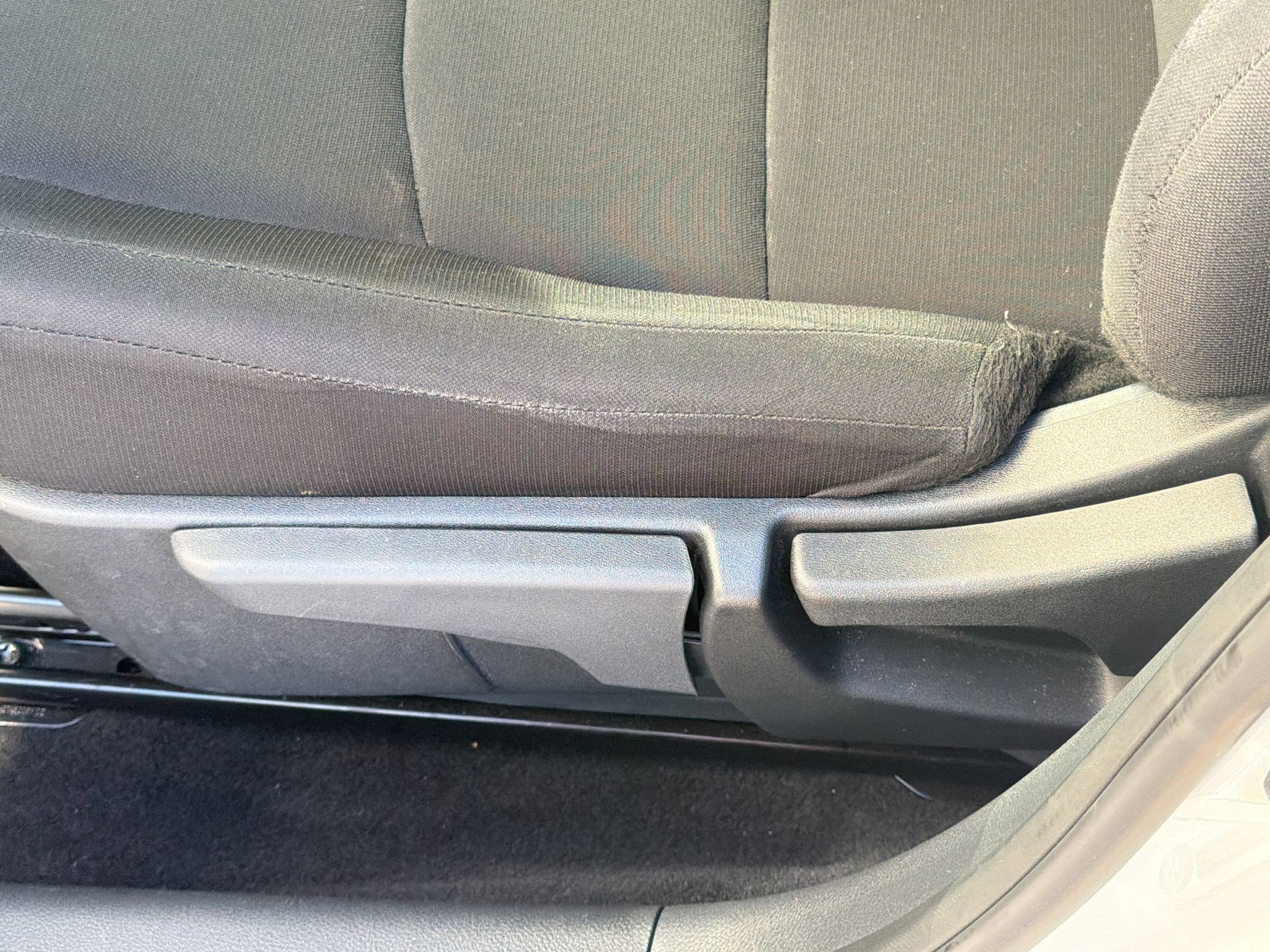 Used 2025 Nissan Sentra S image 14