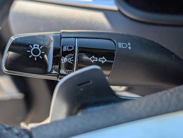 Used 2019 Kia K900 Luxury w/ VIP Package image 26