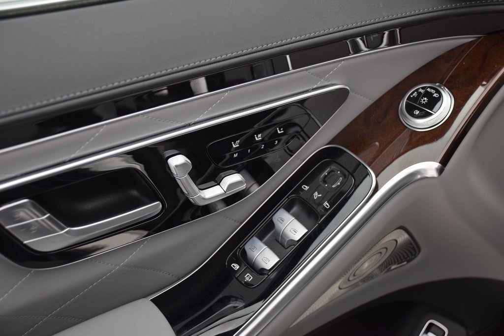 New 2025 Mercedes-Benz S 580 4MATIC Sedan image 20