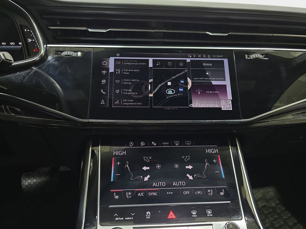 Used 2025 Audi Q7 3.0T Prestige w/ Prestige Package image 23
