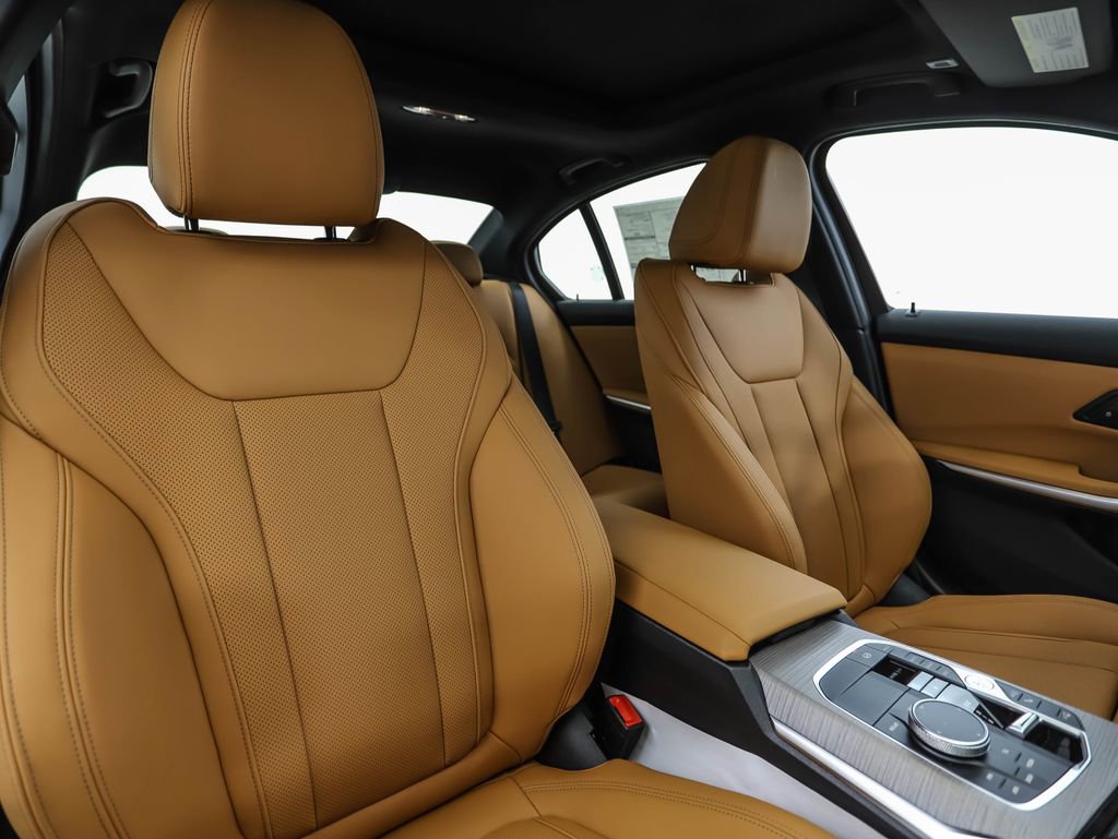 New 2026 BMW 330i xDrive Sedan w/ Premium Package image 32