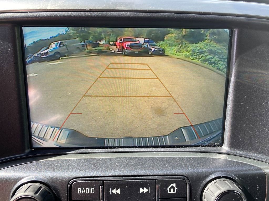 Used 2018 Chevrolet Silverado 1500 LT w/ All Star Edition image 21