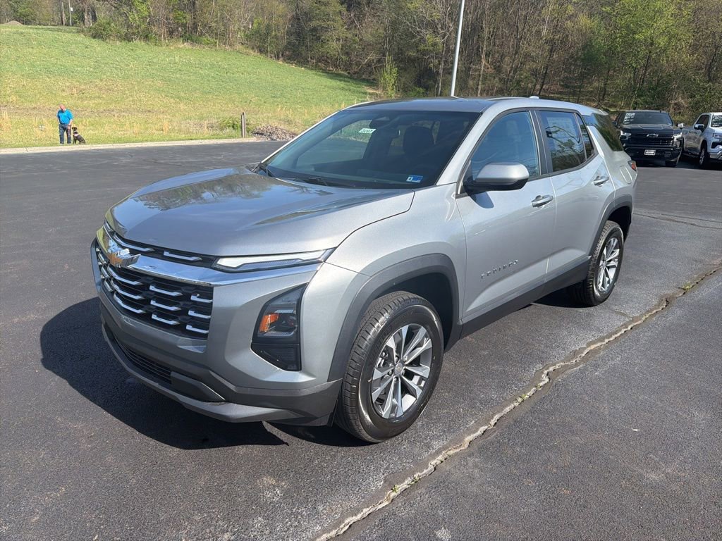 New 2026 Chevrolet Equinox LT image 3