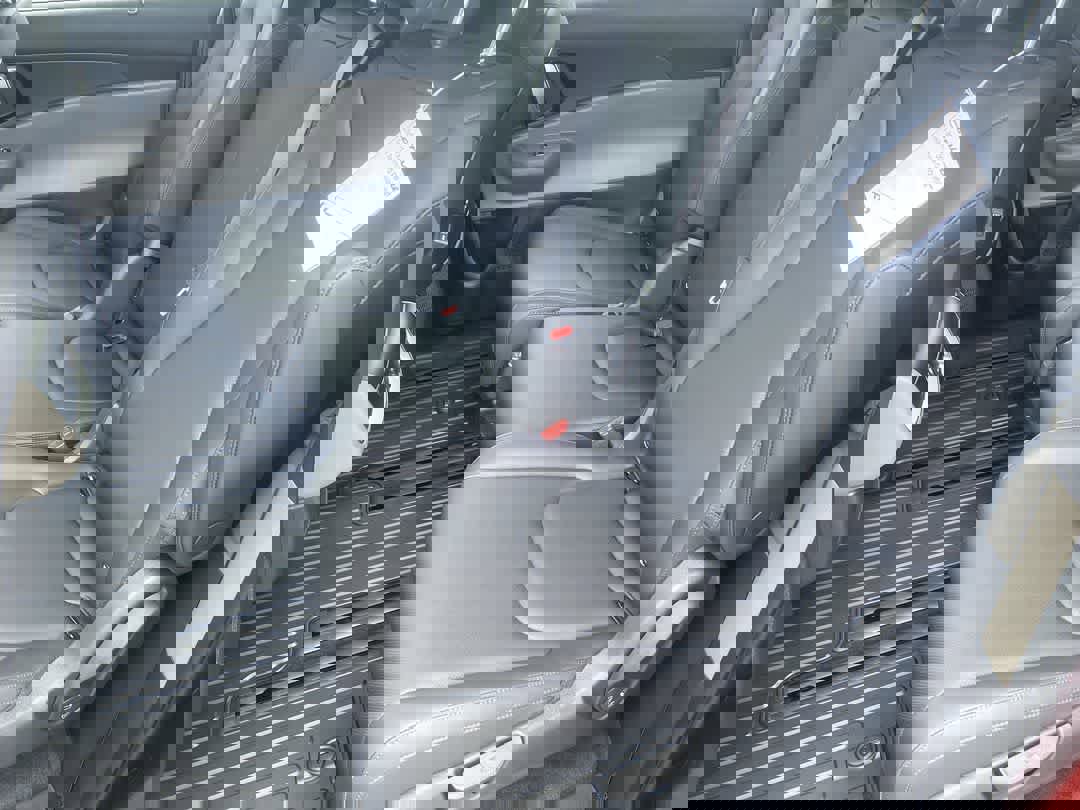 New 2026 Kia Carnival EX FWD image 22