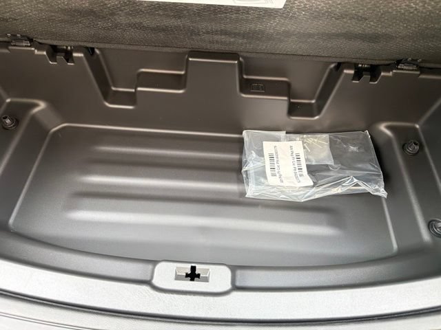 Used 2020 Buick Enclave Avenir FWD image 30
