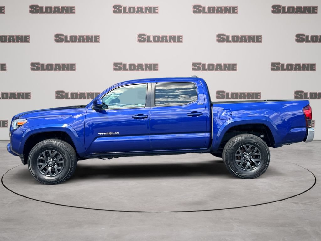 Used 2023 Toyota Tacoma SR5 AWD/4WD image 2