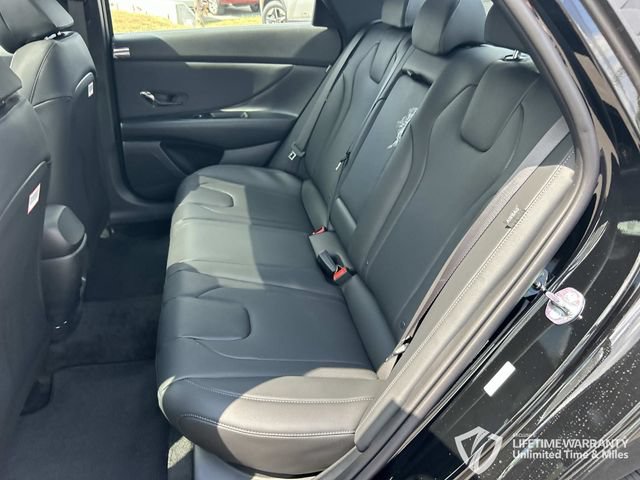New 2026 Hyundai Elantra SEL Sport FWD image 21