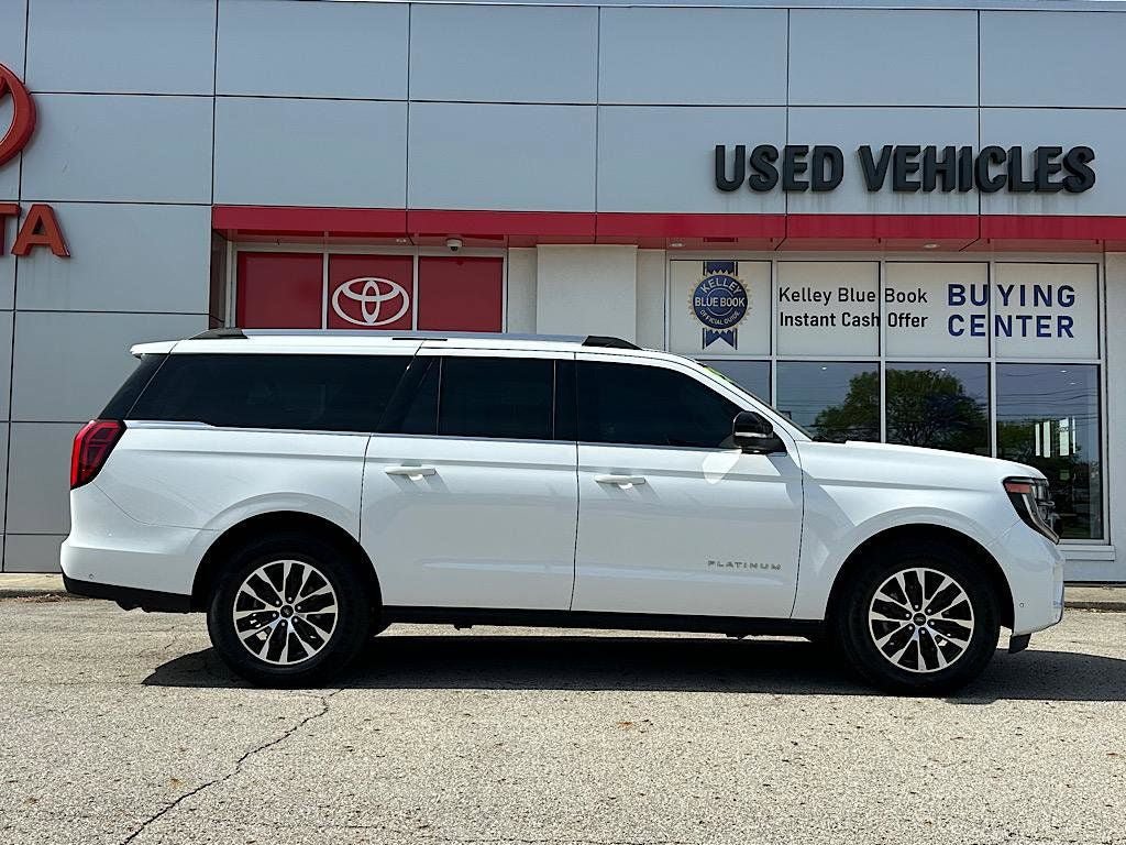 Used 2025 Ford Expedition Max Platinum AWD/4WD image 7