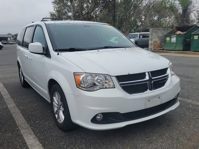 Used 2018 Dodge Grand Caravan SXT image 1