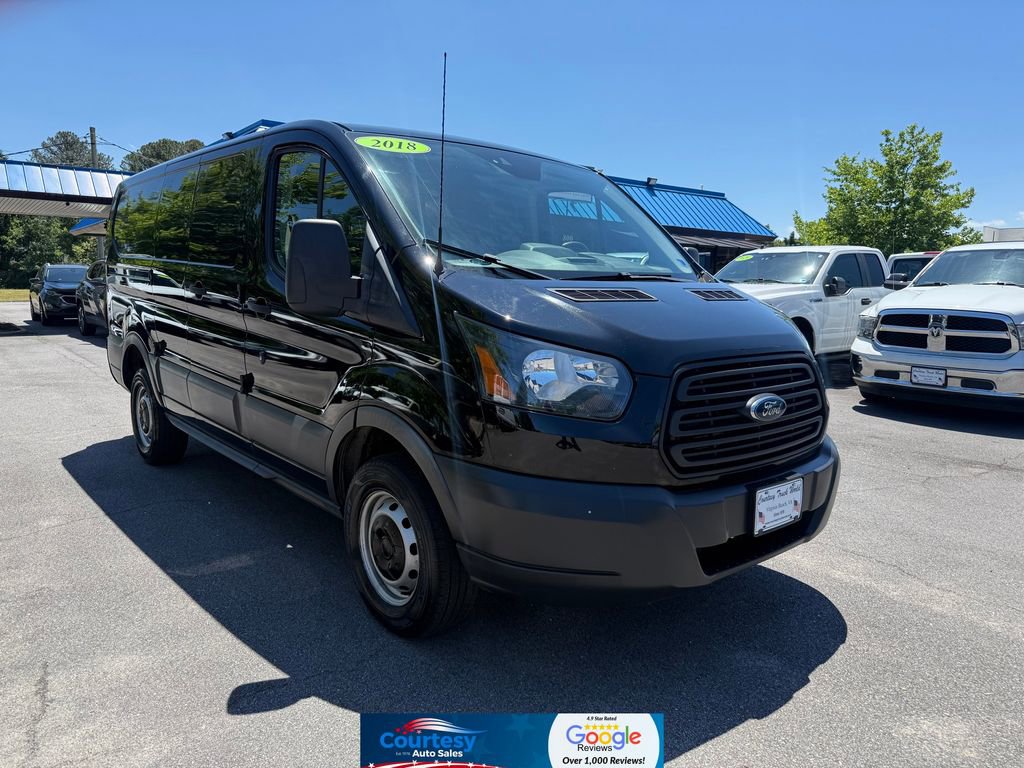 Used 2018 Ford Transit 250 130 Low Roof RWD image 1