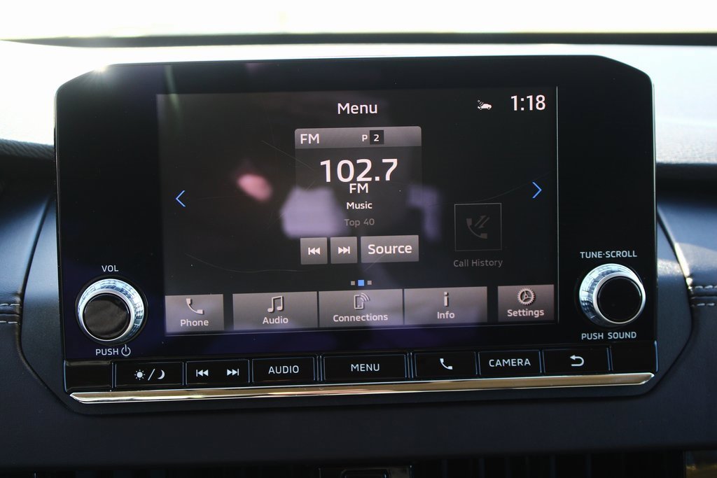 Used 2024 Mitsubishi Outlander ES image 16