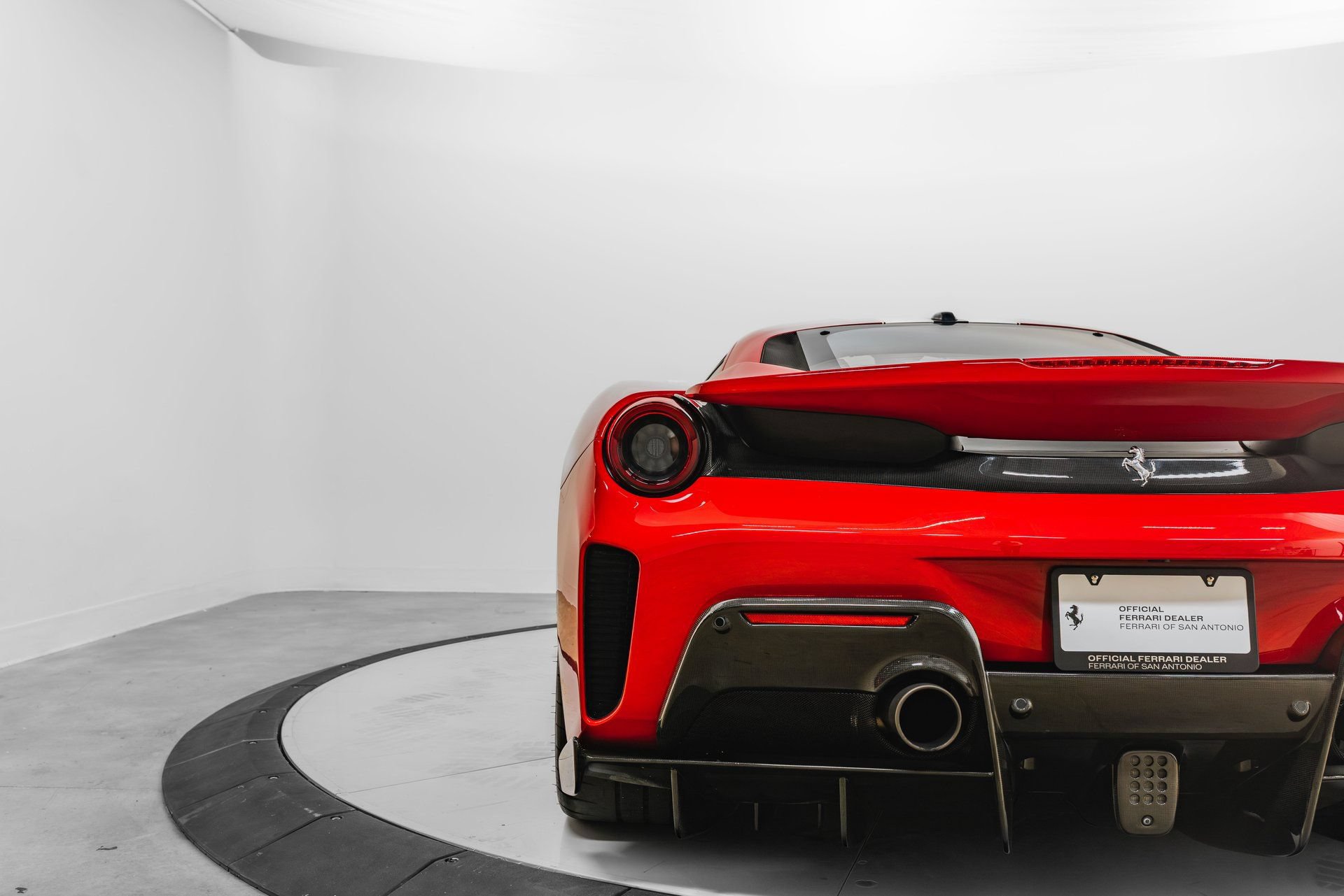 Certified 2020 Ferrari 488 Pista Coupe RWD image 48