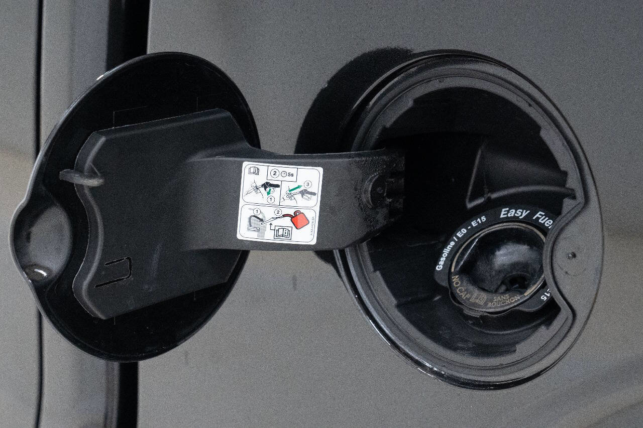 Used 2013 Ford F150 FX4 w/ Luxury Equipment Group image 26