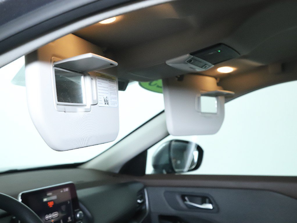 Certified 2023 Nissan Rogue SV AWD/4WD image 21