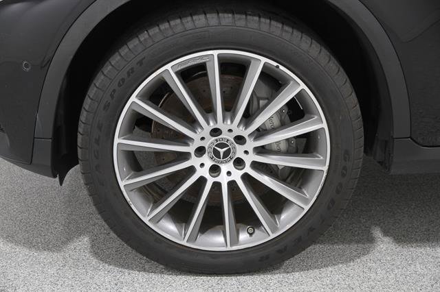Used 2019 Mercedes-Benz GLC 300 4MATIC Coupe image 21