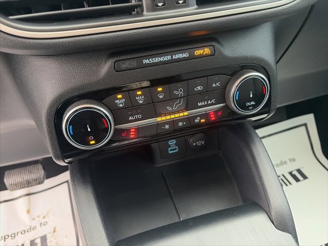 Used 2022 Ford Escape SEL image 18