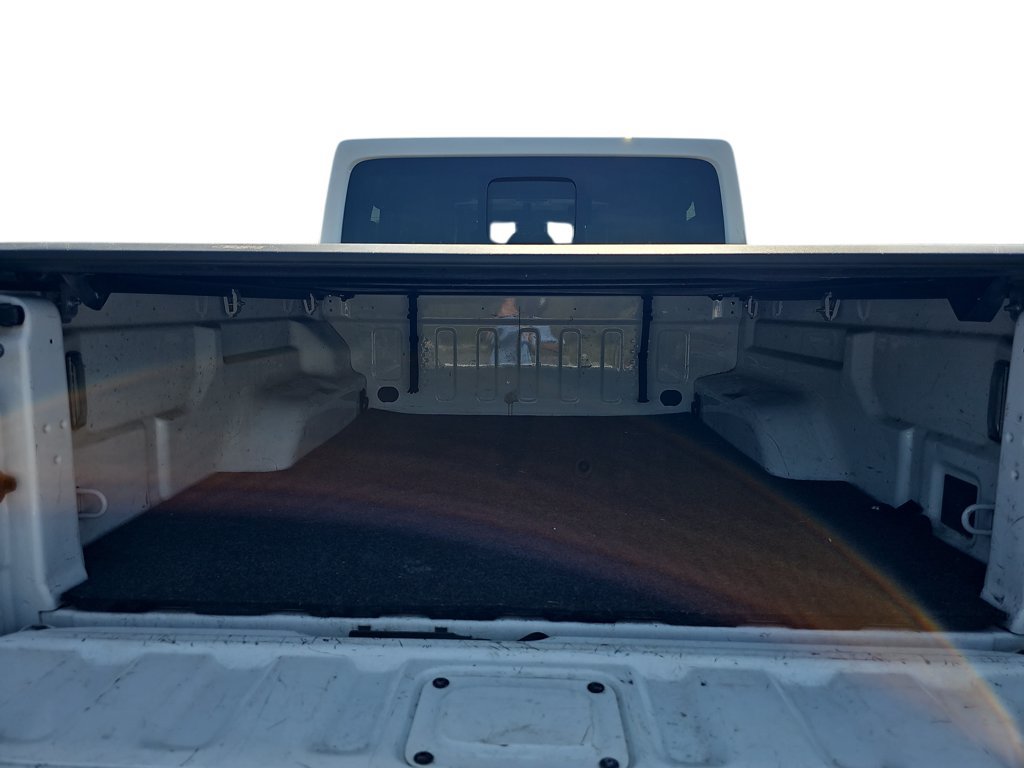 Used 2020 Jeep Gladiator Overland AWD/4WD image 29