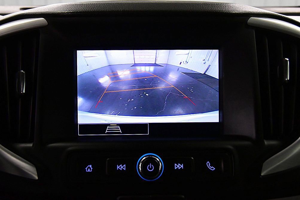 Used 2024 GMC Terrain SLE AWD/4WD image 23