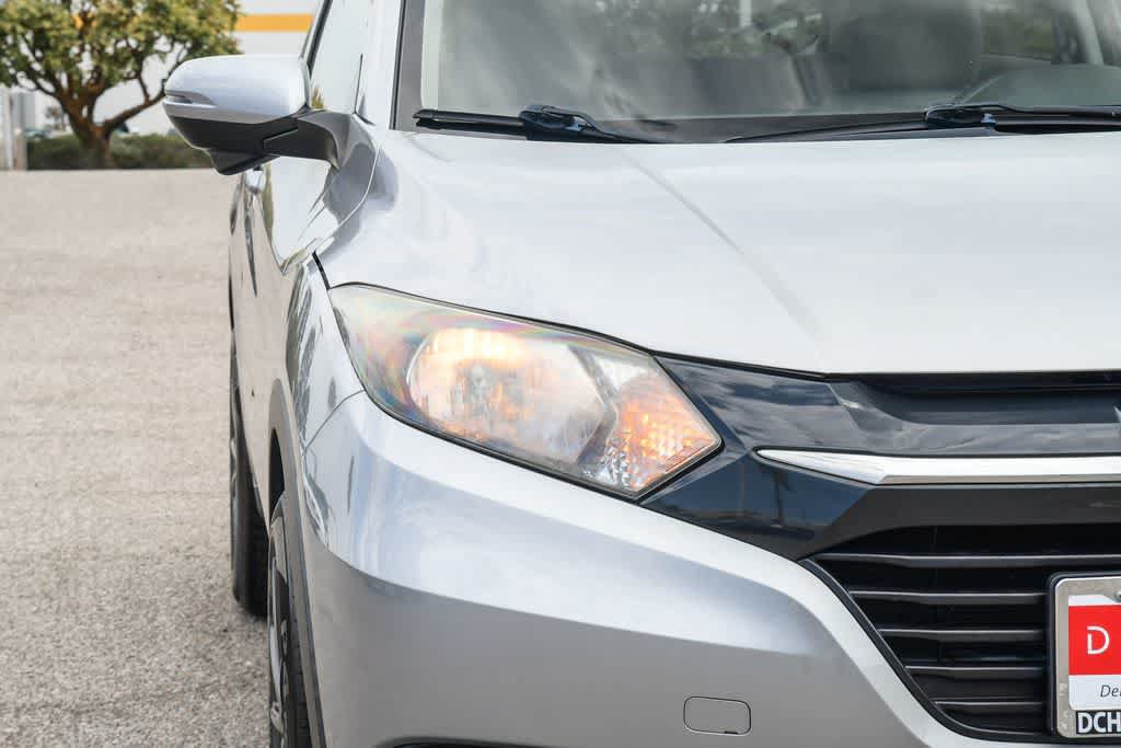 Used 2018 Honda HR-V EX-L image 4