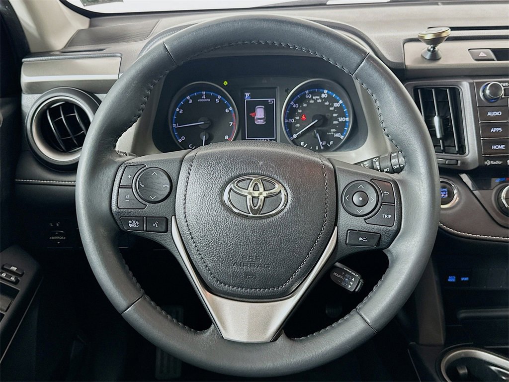 Used 2018 Toyota RAV4 XLE image 17