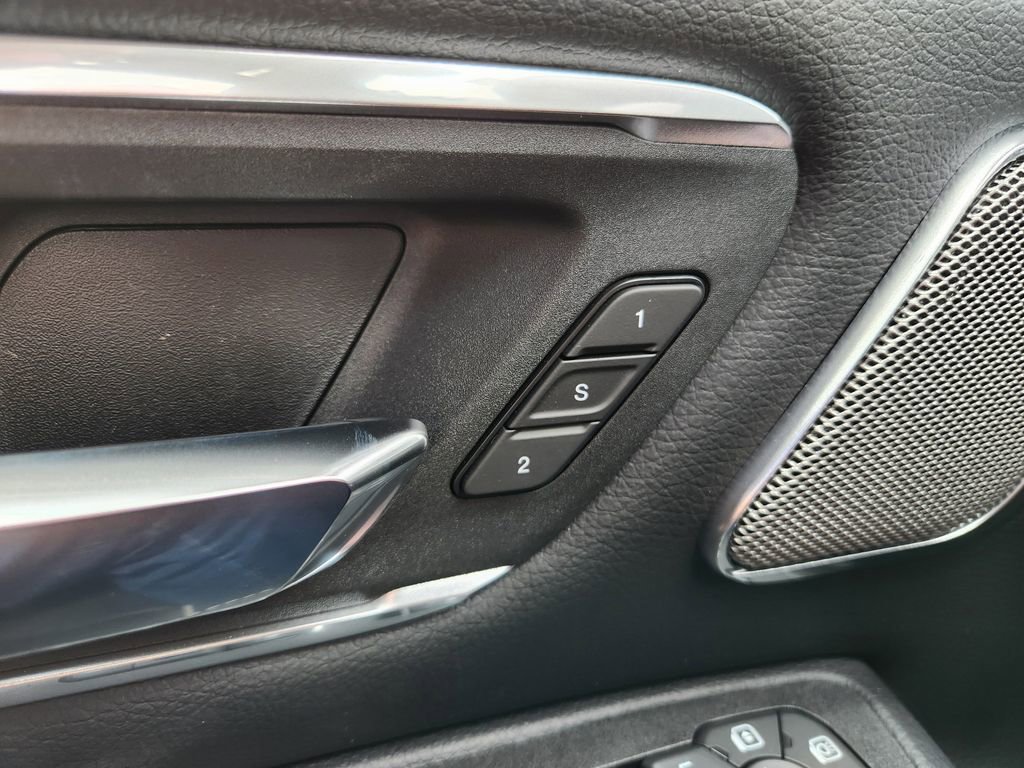 New 2025 RAM 1500 Laramie w/ Night Edition image 13