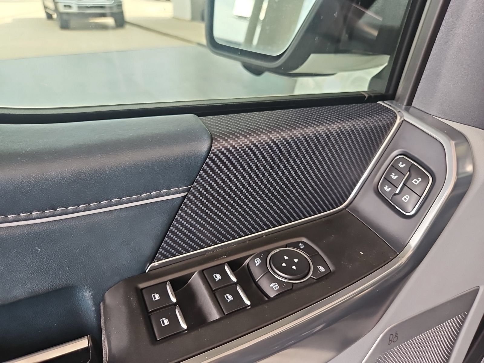 Used 2021 Ford F150 Limited AWD/4WD image 10