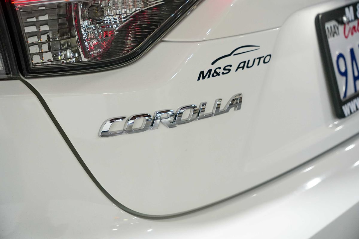 Used 2022 Toyota Corolla XLE FWD image 12