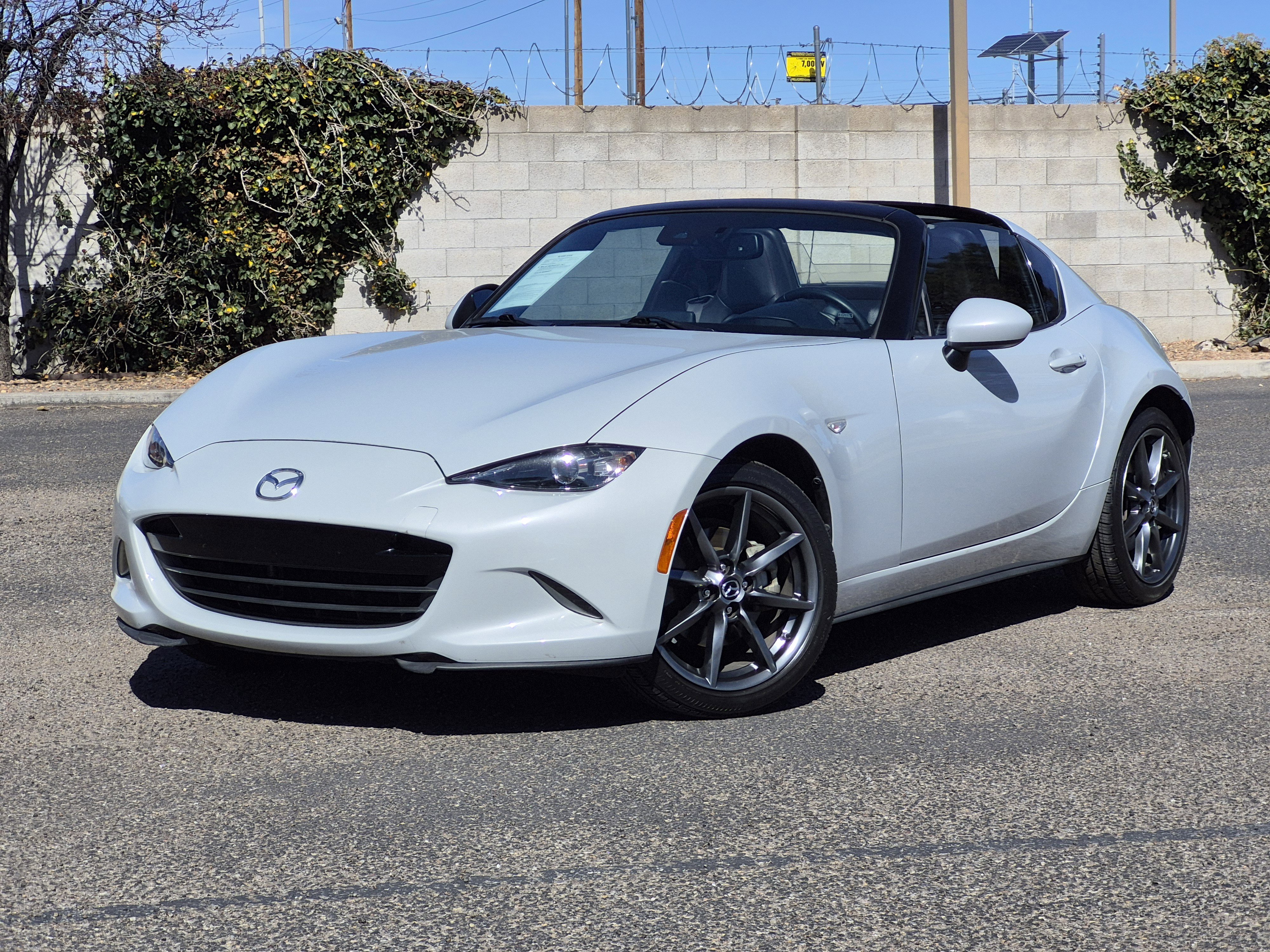 Used 2019 MAZDA MX-5 Miata RF Grand Touring image 1