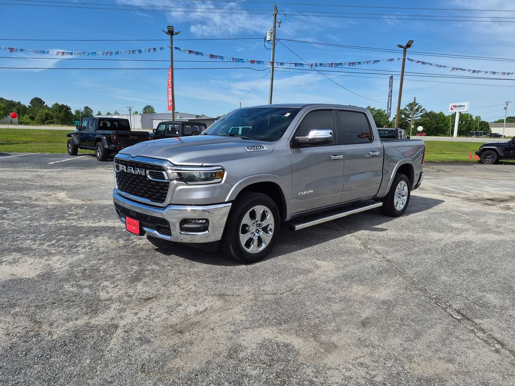 Used 2025 RAM 1500 Big Horn AWD/4WD image 7