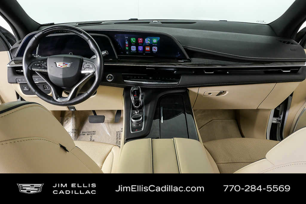 Used 2024 Cadillac Escalade Premium Luxury image 18