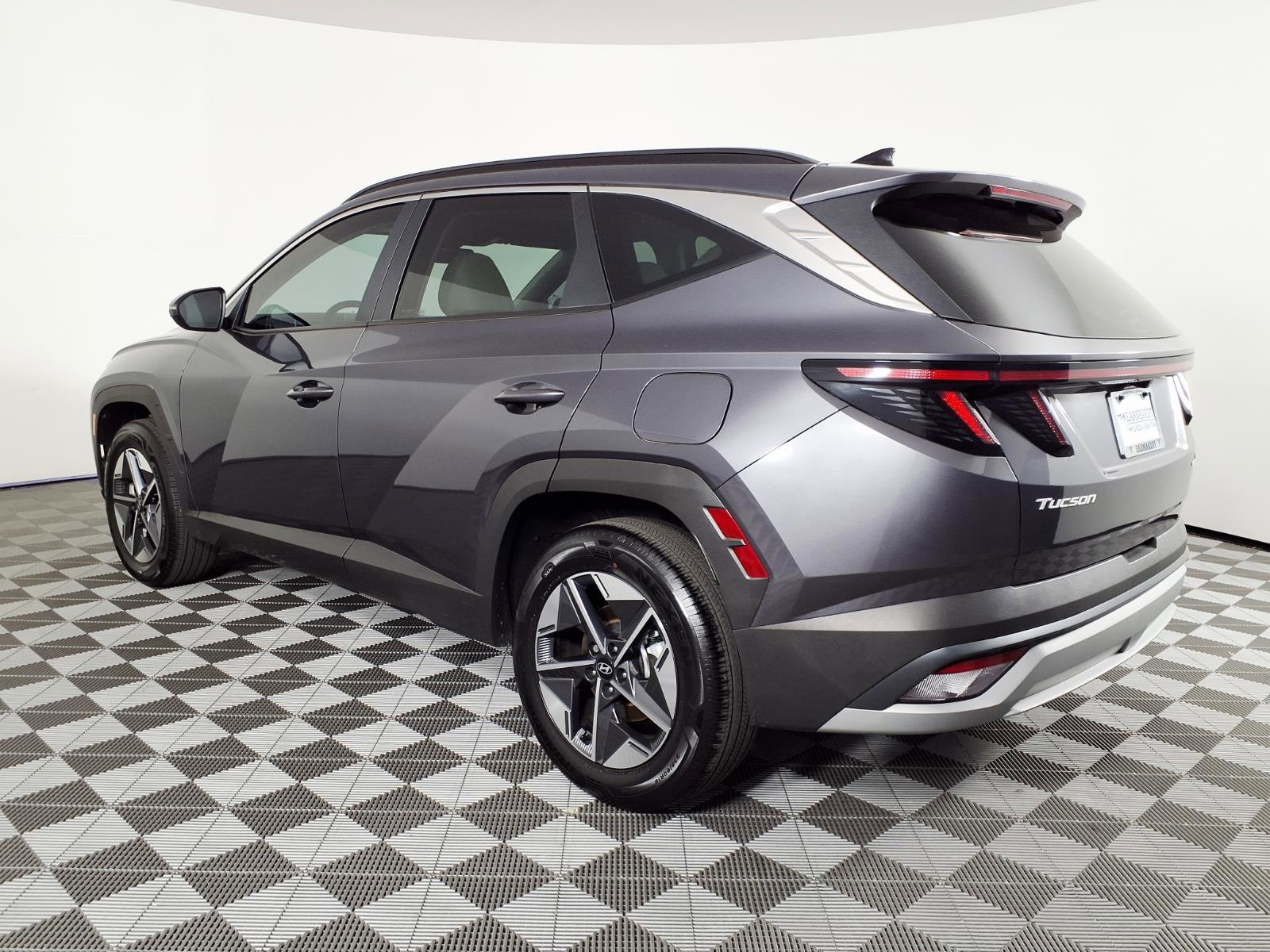 Used 2025 Hyundai Tucson SEL AWD/4WD image 6