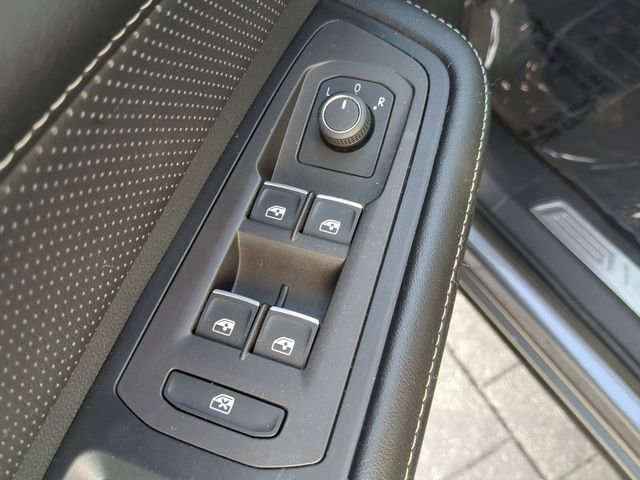 Certified 2024 Volkswagen Atlas Cross Sport SE image 19