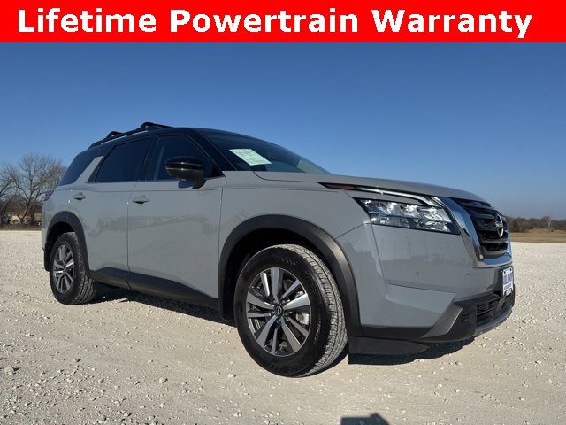 Used 2024 Nissan Pathfinder SL w/ Cargo Package image 8