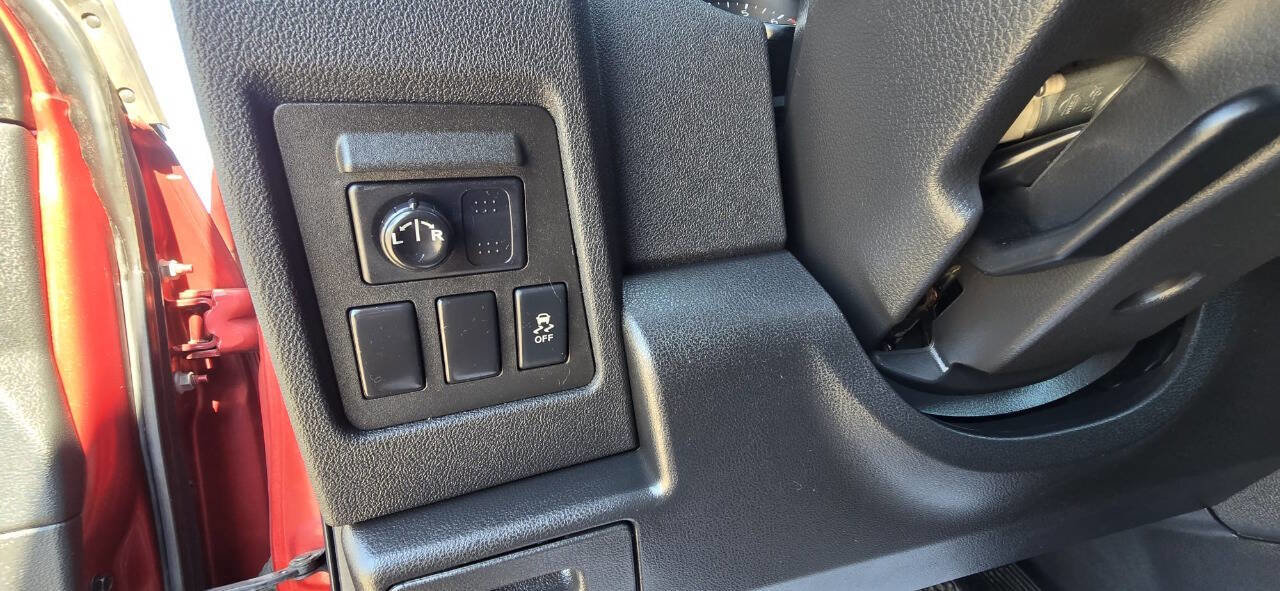 Used 2014 Nissan Rogue S w/ Convenience Package image 39