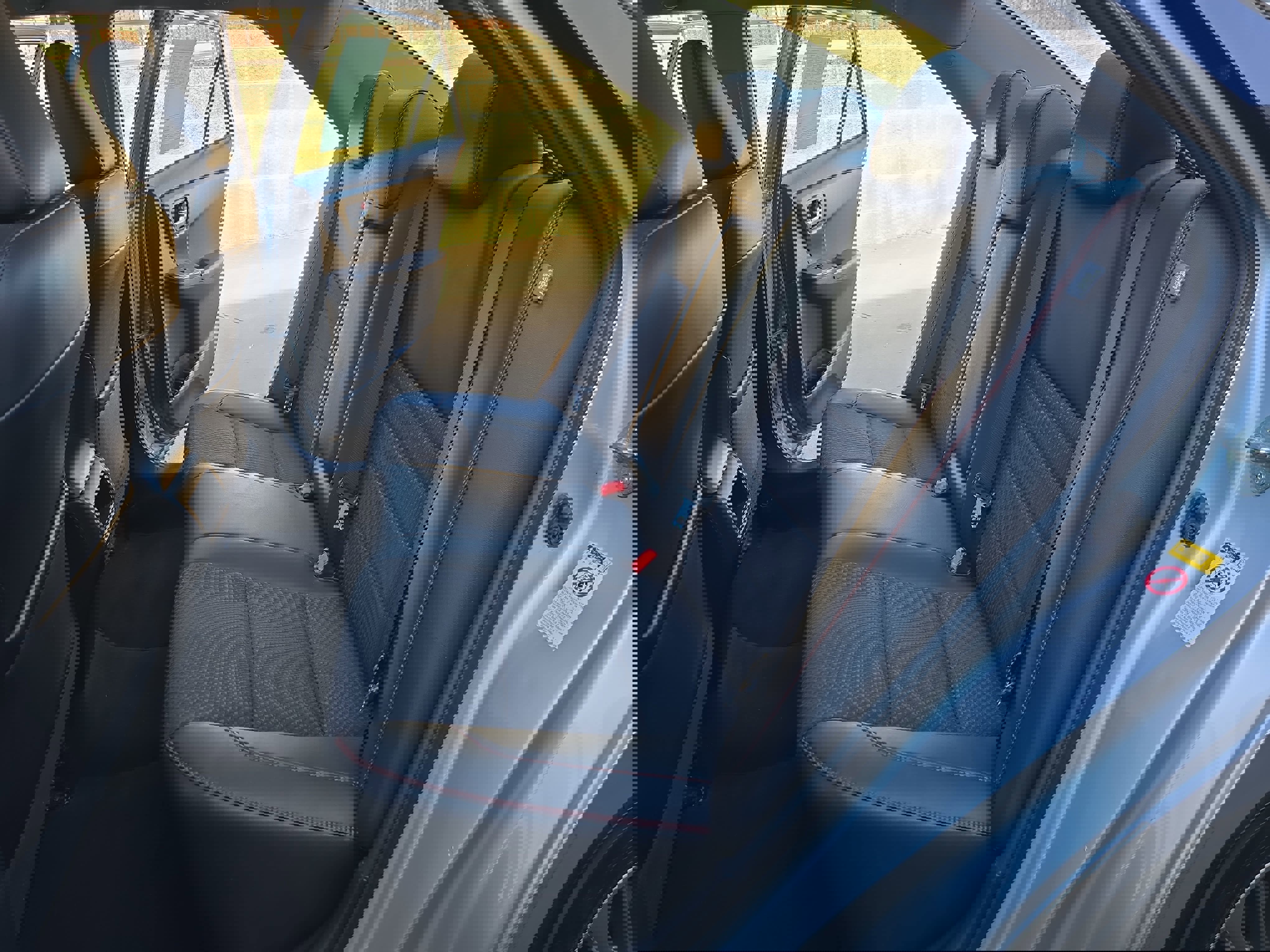 Used 2015 Toyota Camry SE w/ Moonroof Package image 13