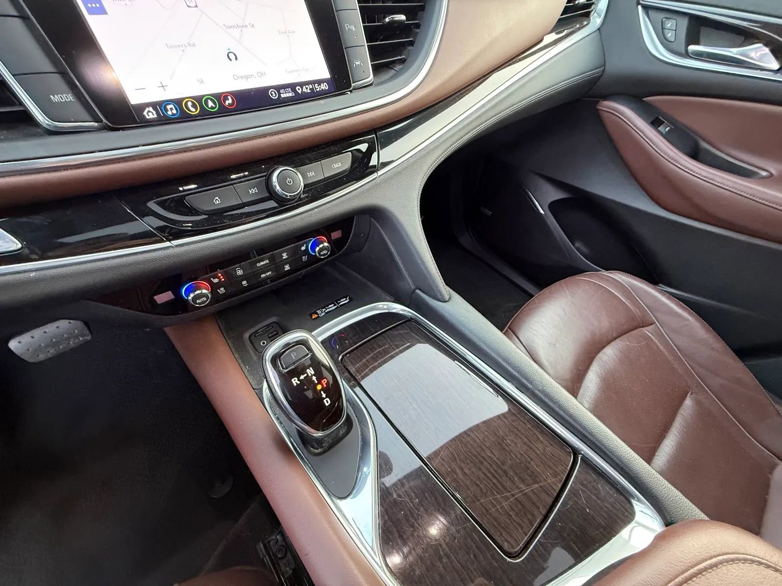 Used 2020 Buick Enclave Avenir w/ Avenir Technology Package image 30