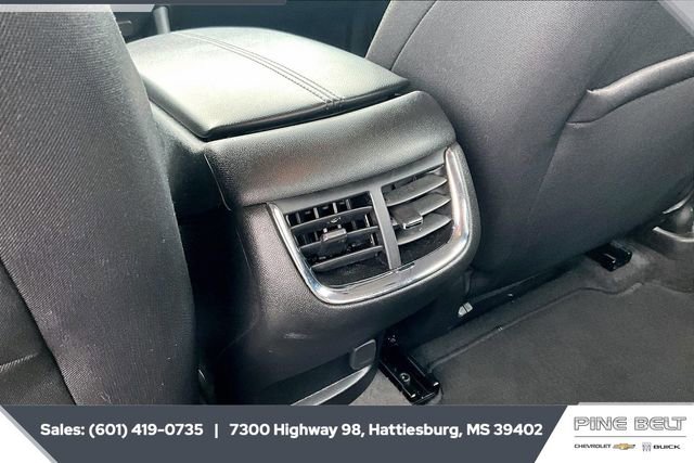 Used 2024 Chevrolet Malibu LT image 23