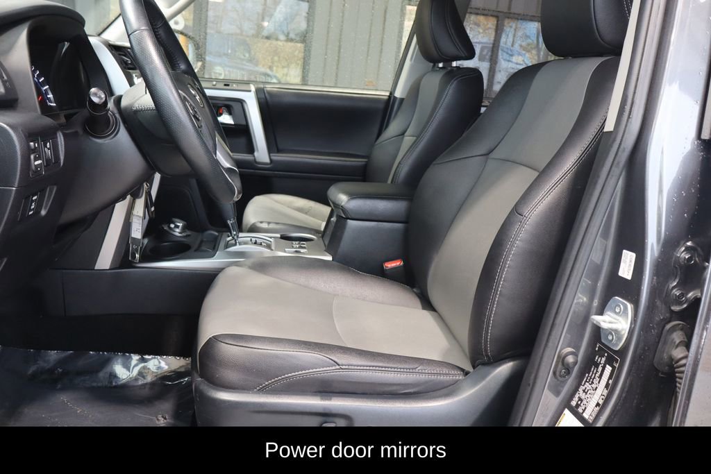 Used 2018 Toyota 4Runner SR5 Premium image 13