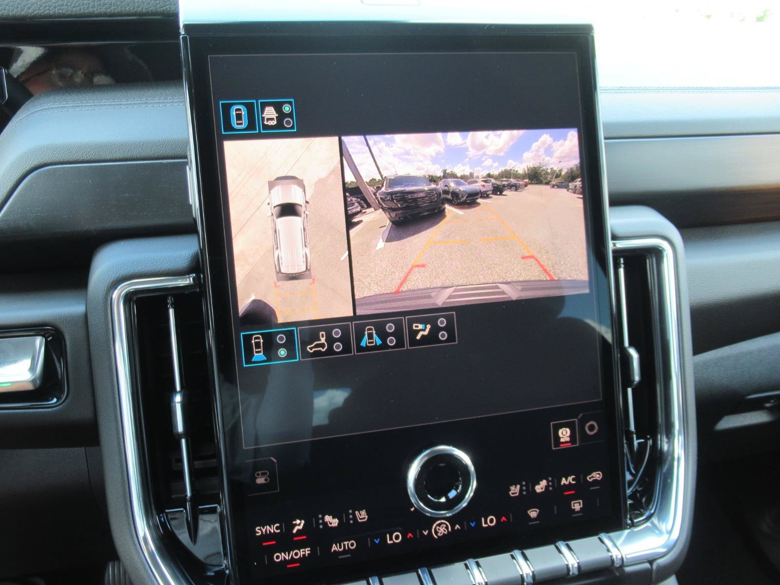 New 2026 GMC Yukon Denali w/ Sun & Power Step Package RWD image 29