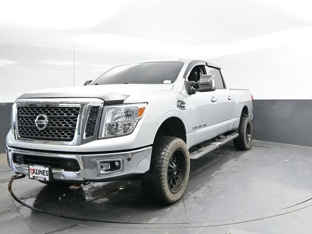 Used 2016 Nissan Titan XD AWD/4WD image 6