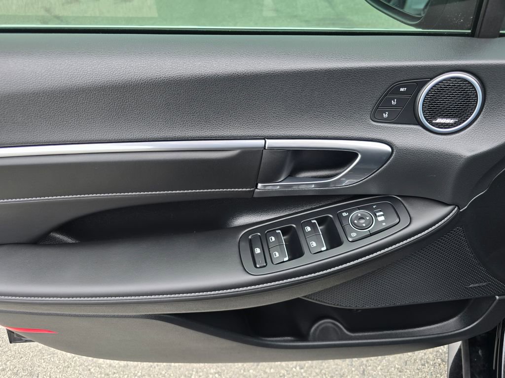 Used 2023 Hyundai Sonata Limited w/ Cargo Package image 16