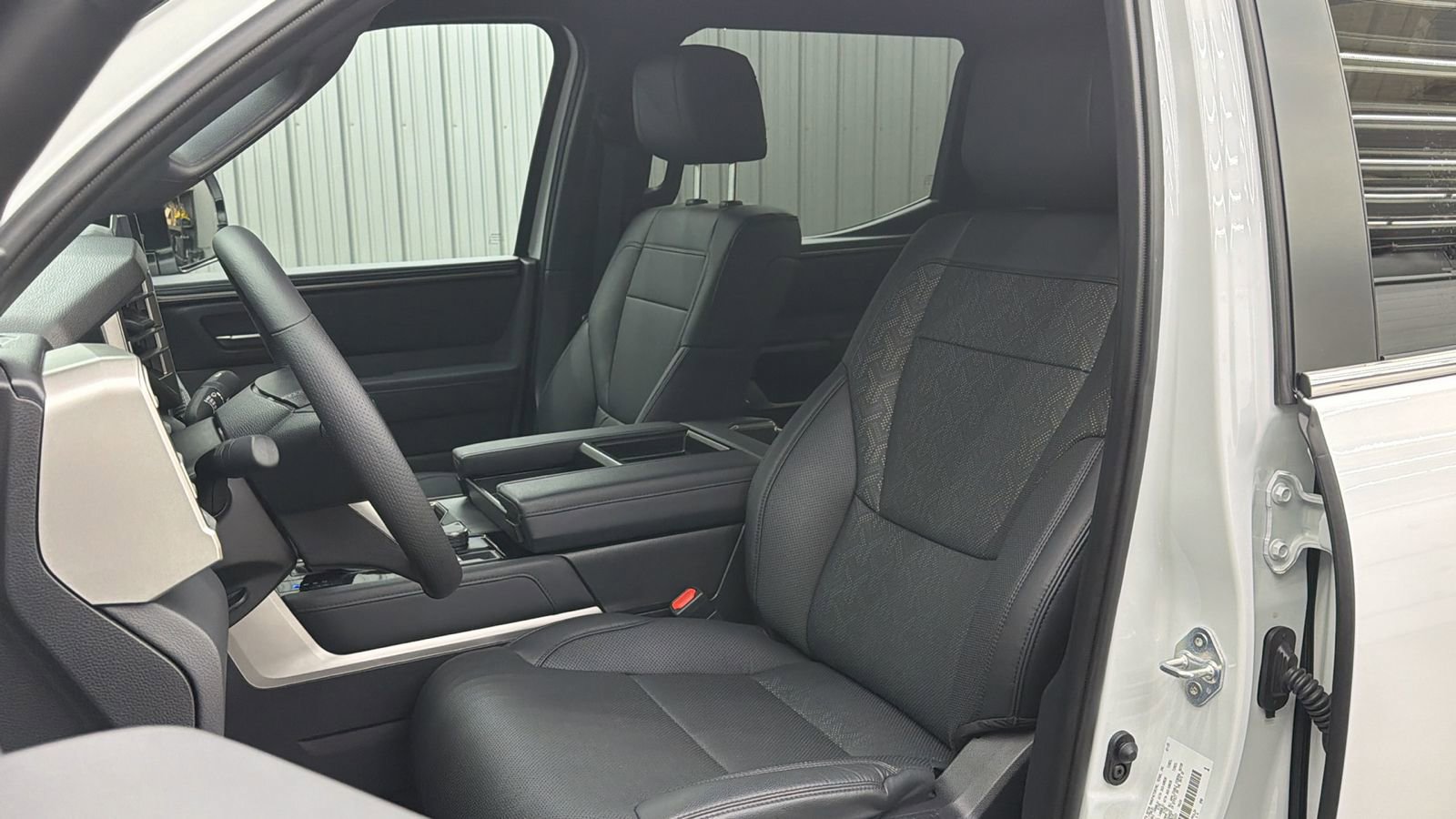 Used 2025 Toyota Tundra Limited image 30