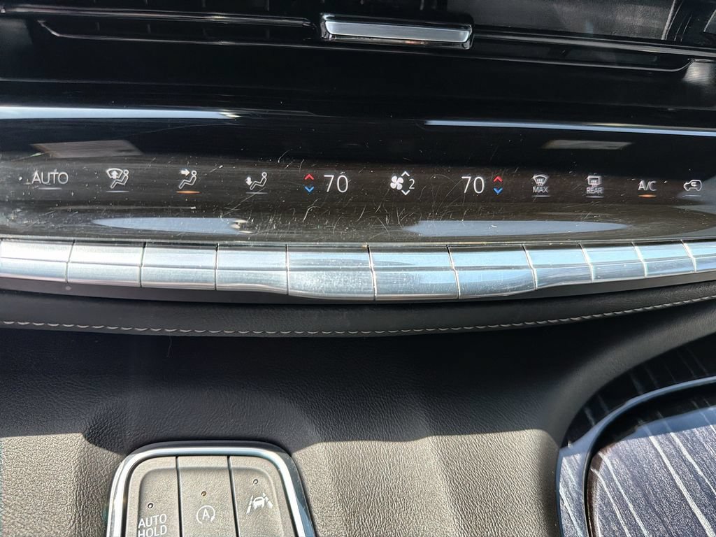 Certified 2023 Cadillac Escalade Sport w/ Touring Package AWD/4WD image 17