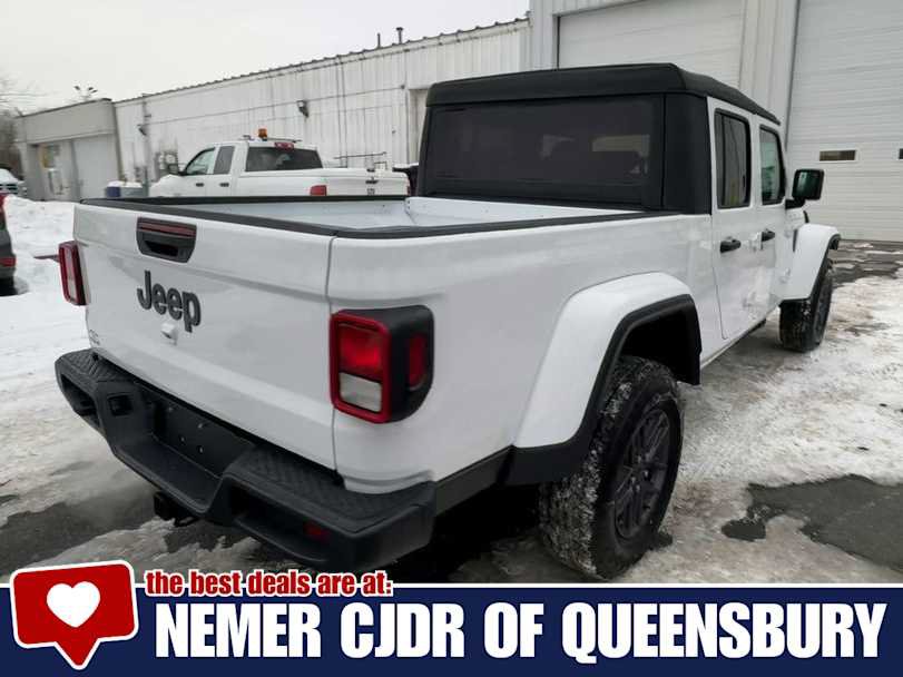 New 2026 Jeep Gladiator Sport AWD/4WD image 8