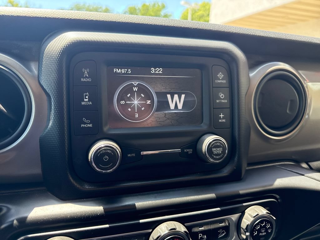 Used 2018 Jeep Wrangler Unlimited Sport S AWD/4WD image 19